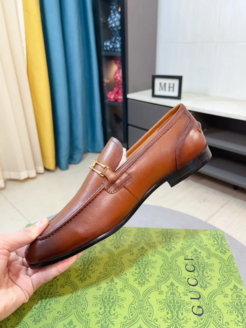 Men's shoes 💰500🌹🌹【GUCCI】The most popular classic Gucci leather shoes. Synchronized with the official website, the upper is made of Italian first-layer cowhide ➕cowhide lining, with unique brand and unique craftsmanship. Highlighting the hot style of the new year. Stop hesitating, stop wandering, get it now. Number: 38--44